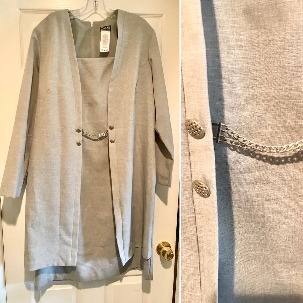Lovely mock 2-piece Suit/Dress - size 16
